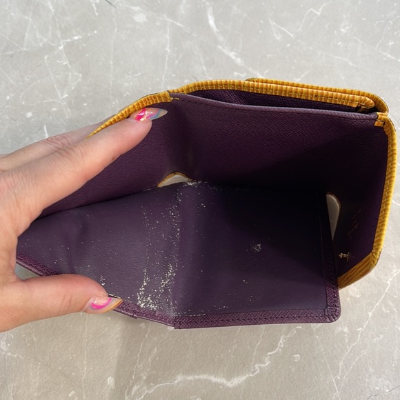 Louis Vuitton Tassel Yellow Epi Leather Elise Compact Wallet - Picture 15 of 16